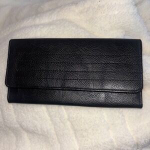 Black Ladies Wallet by Buzz  7.5" X 4" Billfold